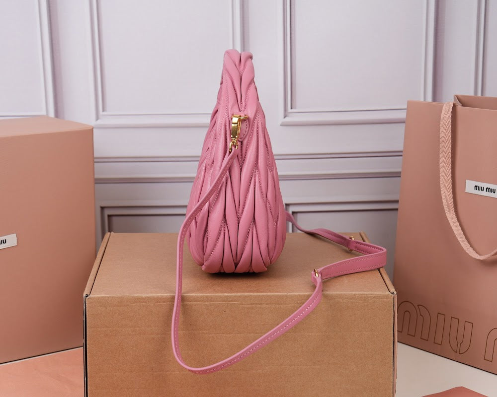 Dragons Bags Miun Miun Luxury Bag --123051