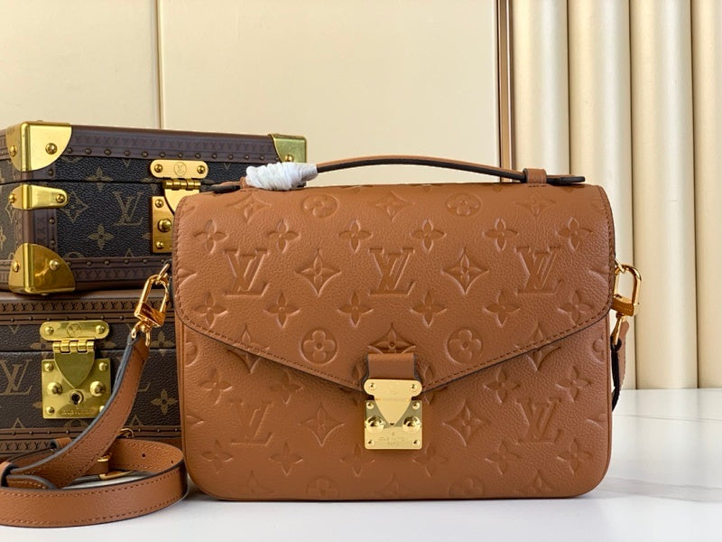 Dragons Bags ln Luxury Bag --56833