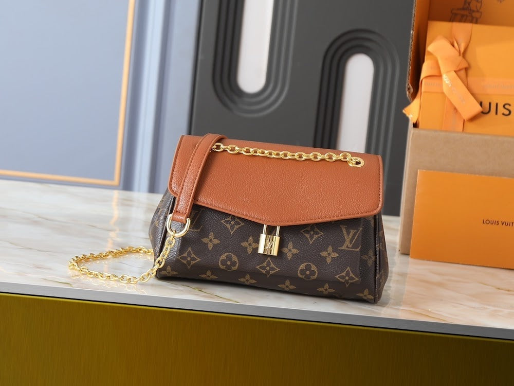 Dragons Bags ln Luxury Bag --77674