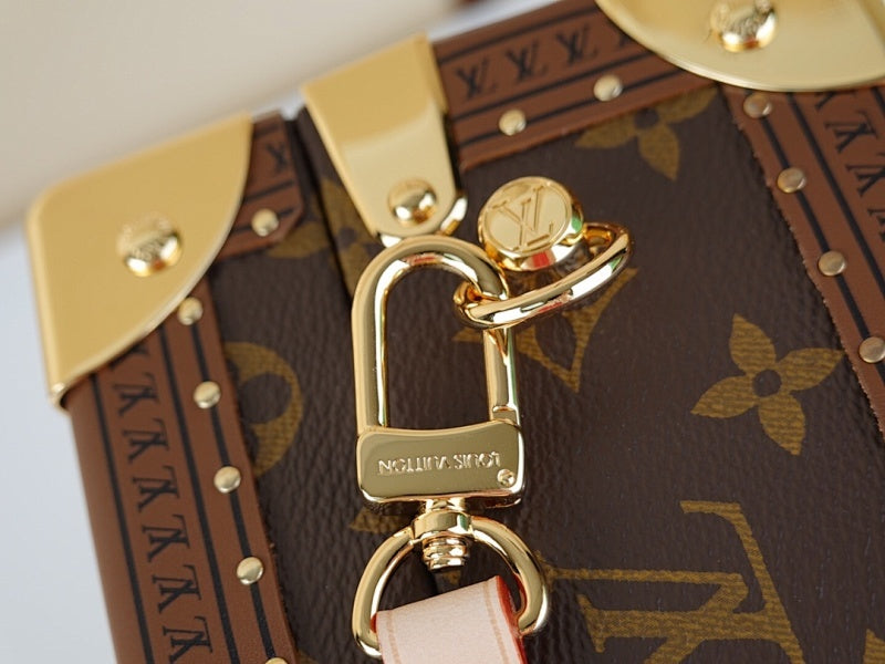 Dragons Bags ln Luxury Bag --60320