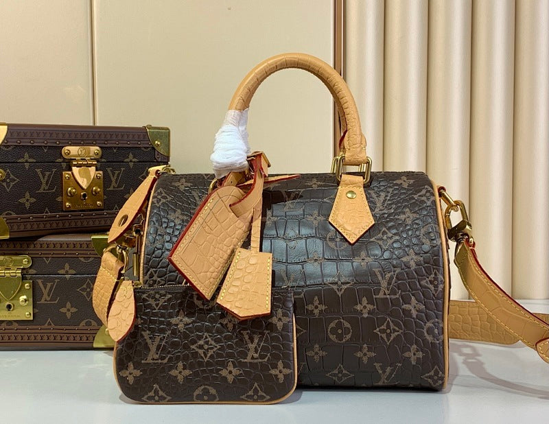 Dragons Bags ln Luxury Bag --69761