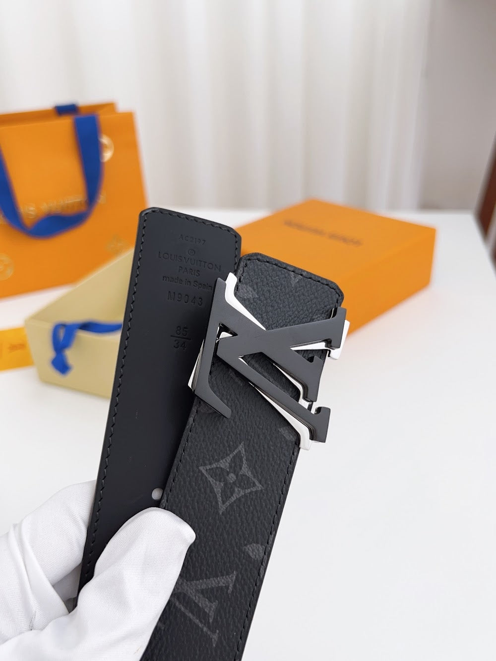 Dragons Bags ln Luxury Belt --101104