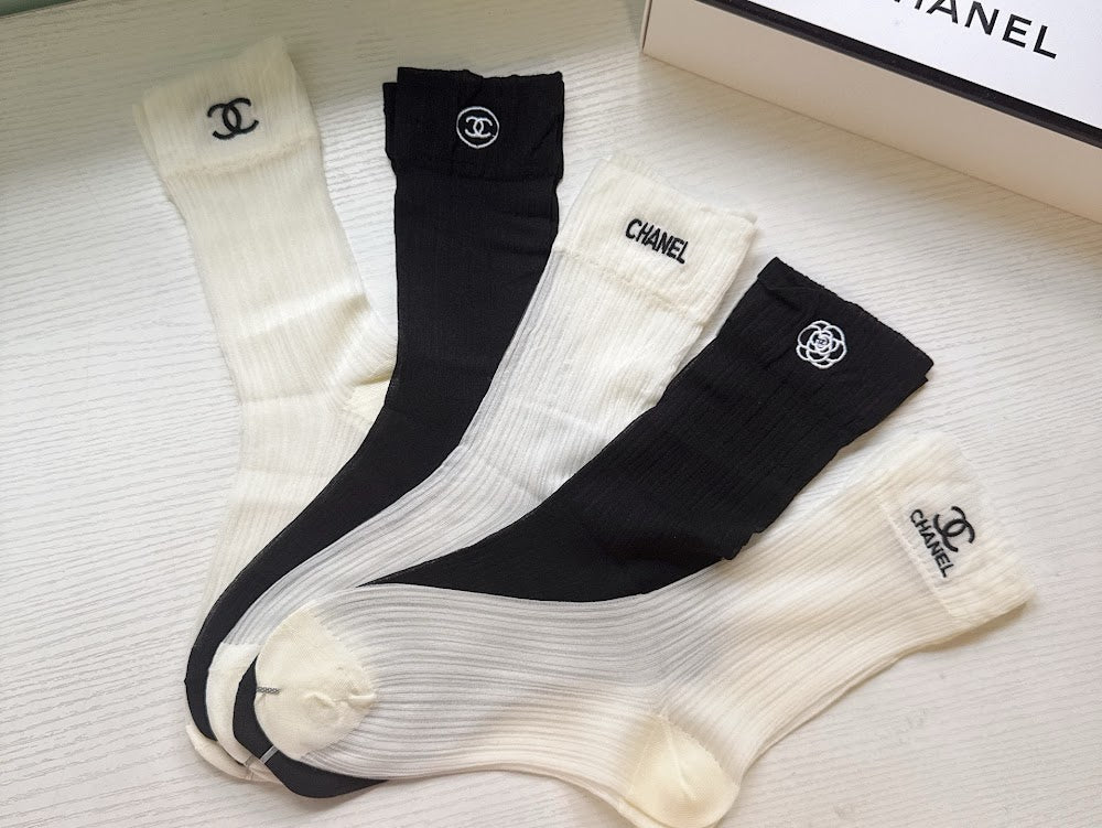 Dragons Bags Premium Luxury Socks --98591
