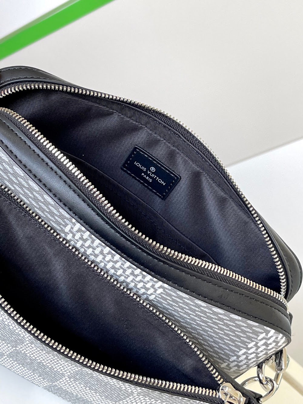 Dragons Bags ln Luxury Bag --70207
