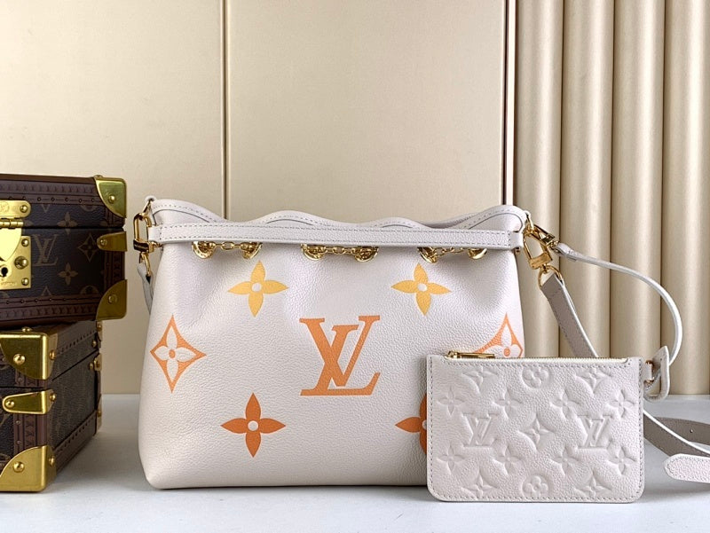 Dragons Bags ln Luxury Bag --61572