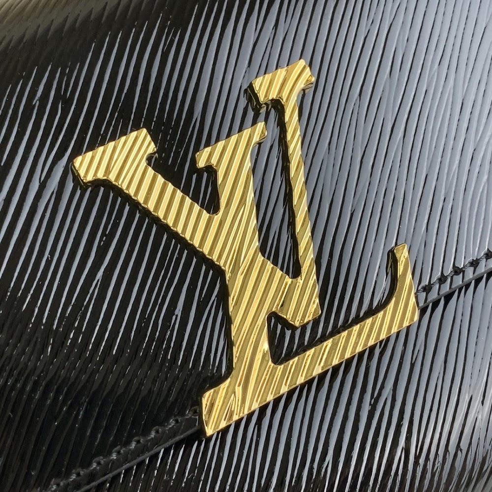 Dragons Bags ln Luxury Bag --69141