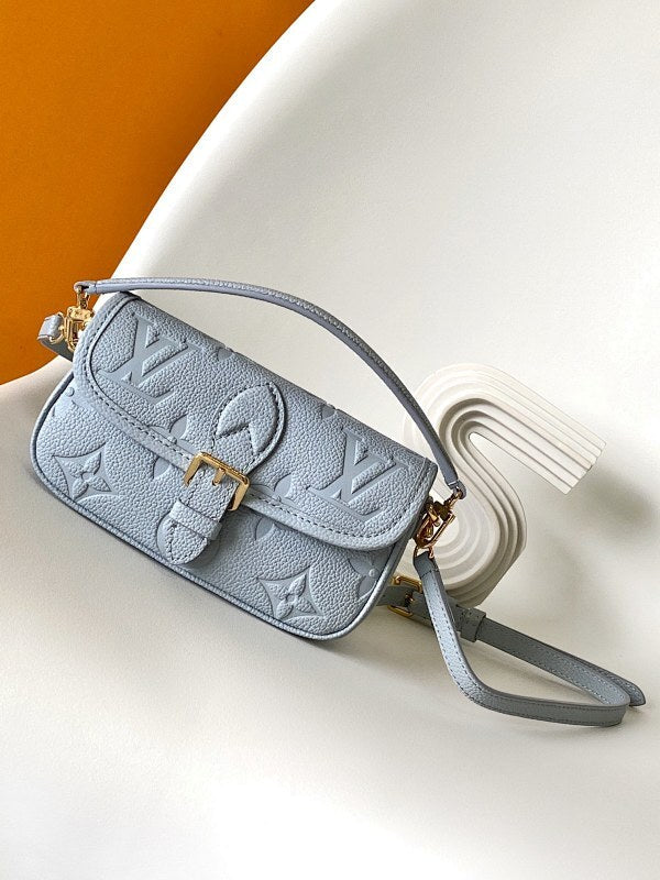 Dragons Bags ln Luxury Bag --81506