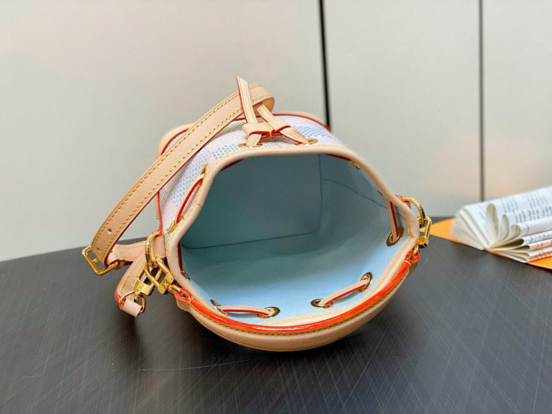 Dragons Bags ln Luxury Bag --81432