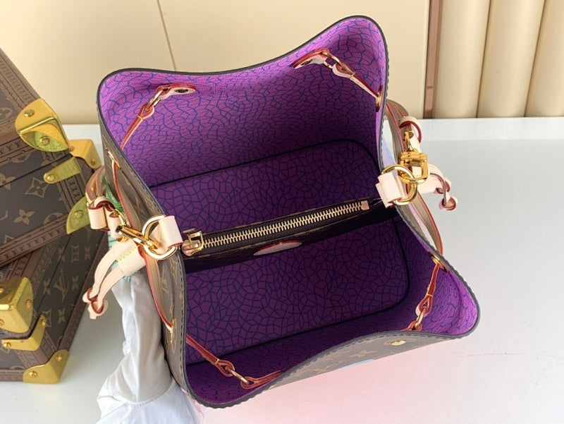 Dragons Bags ln Luxury Bag --68074