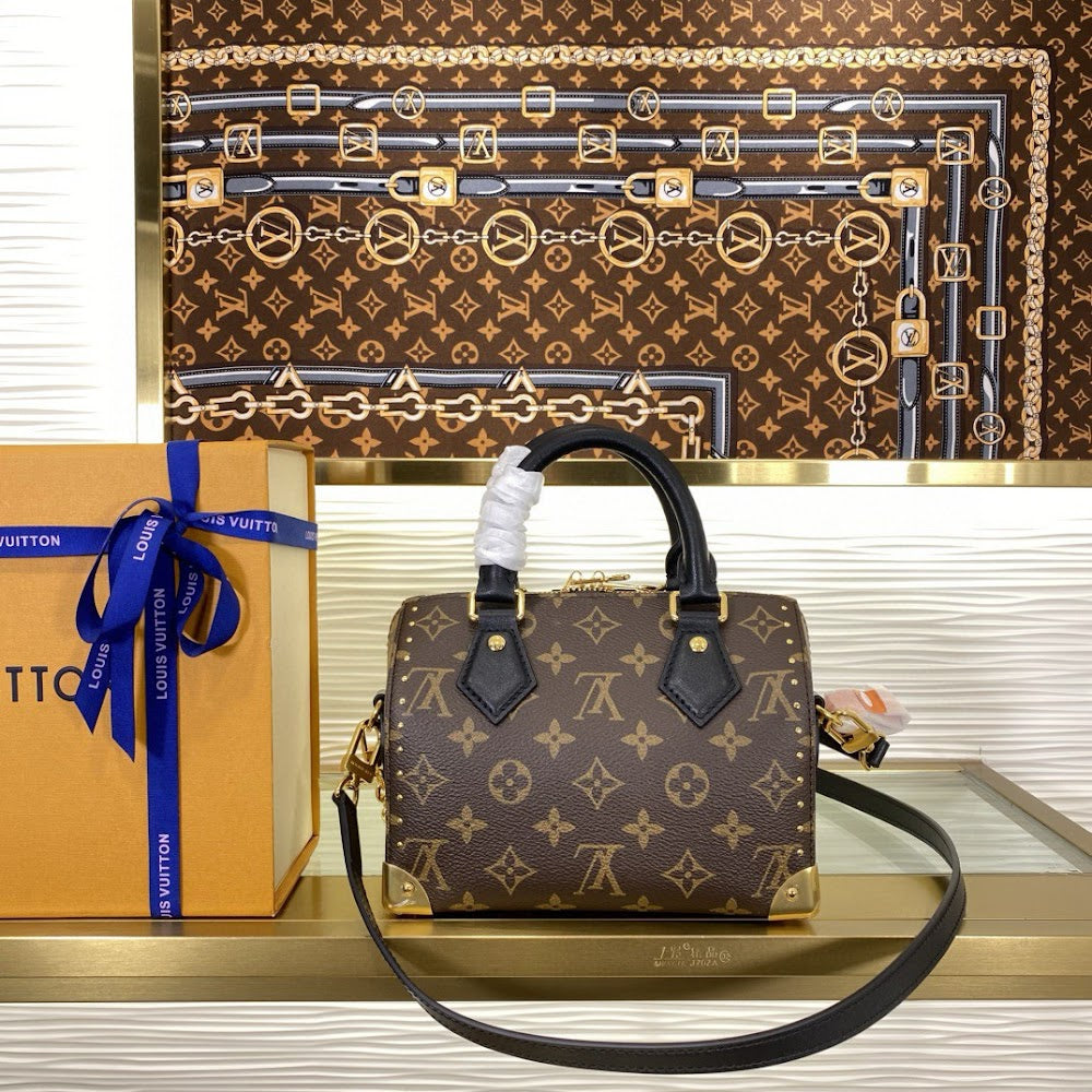 Dragons Bags ln Luxury Bag --81680