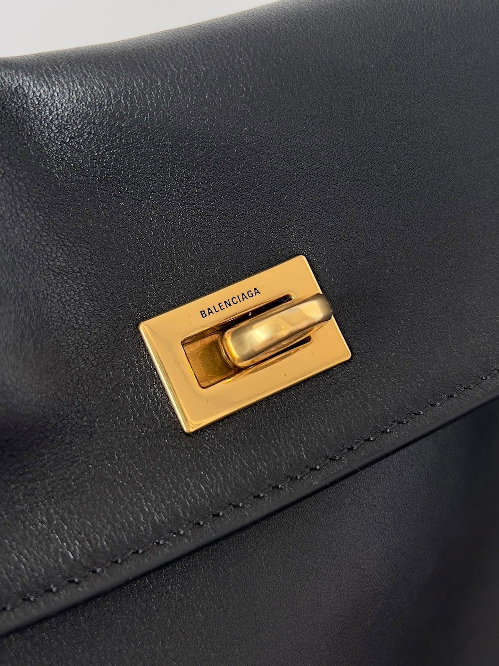 Dragons Bags Balenciaga Luxury Bag --110823