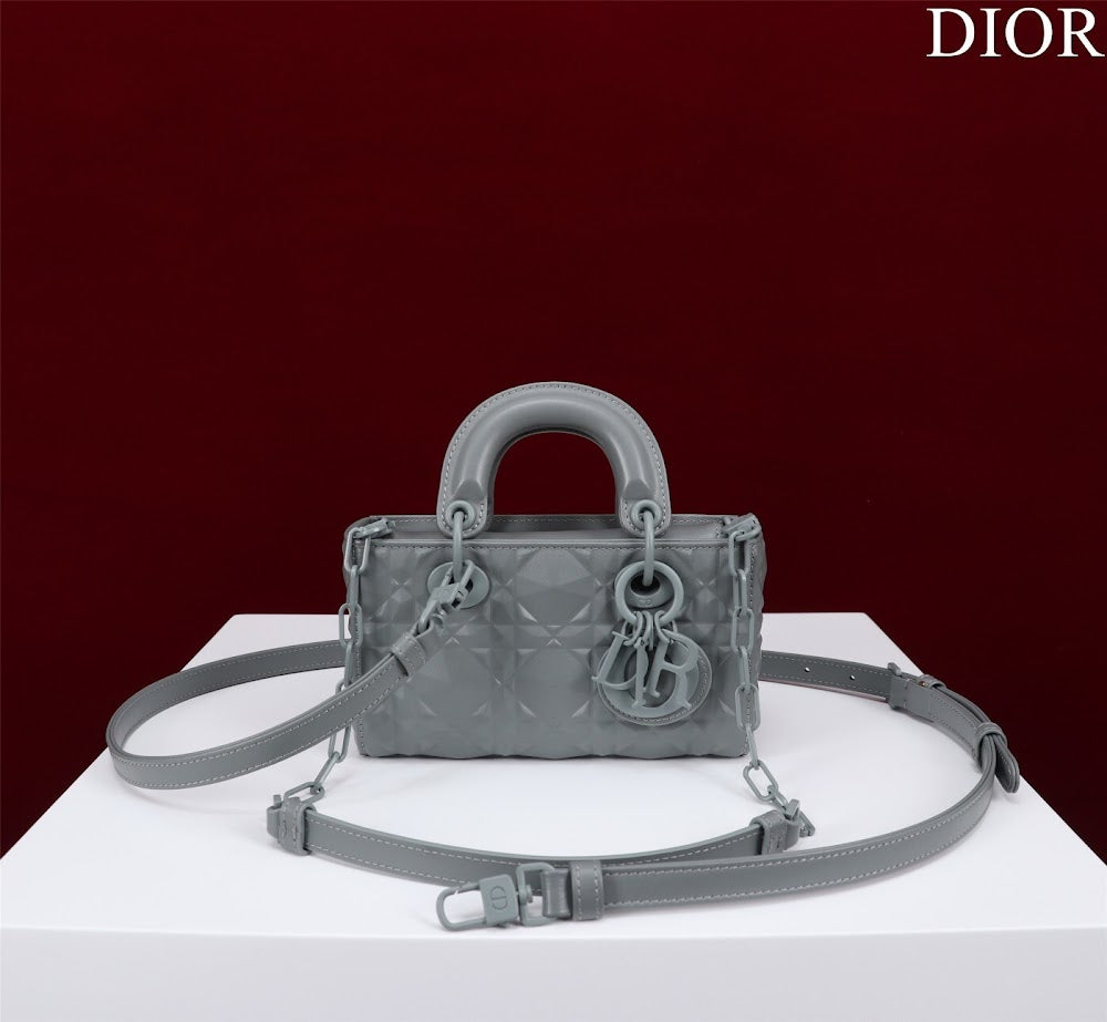 Dragons BagsDiorn Luxury Bag --116477