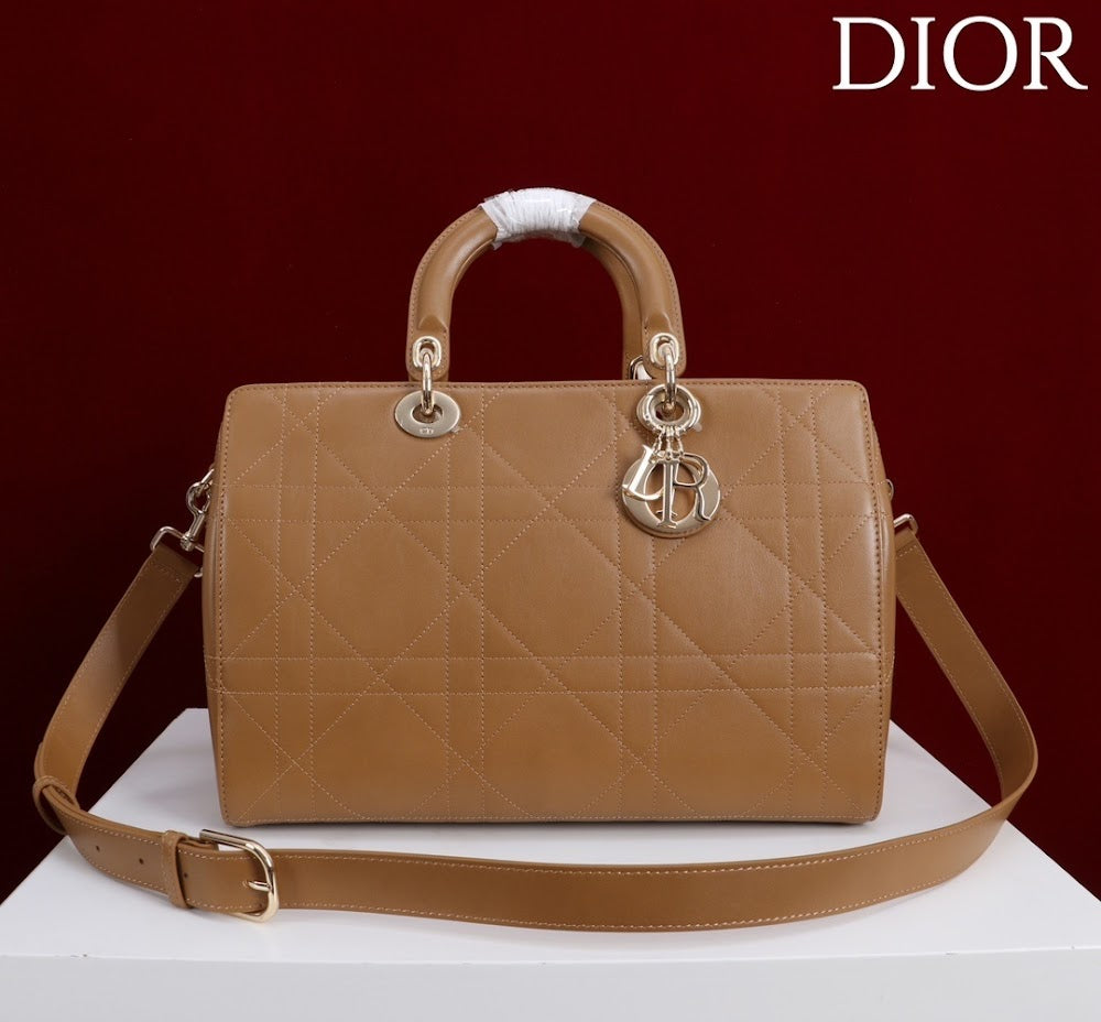 Dragons BagsDiorn Luxury Bag --115381
