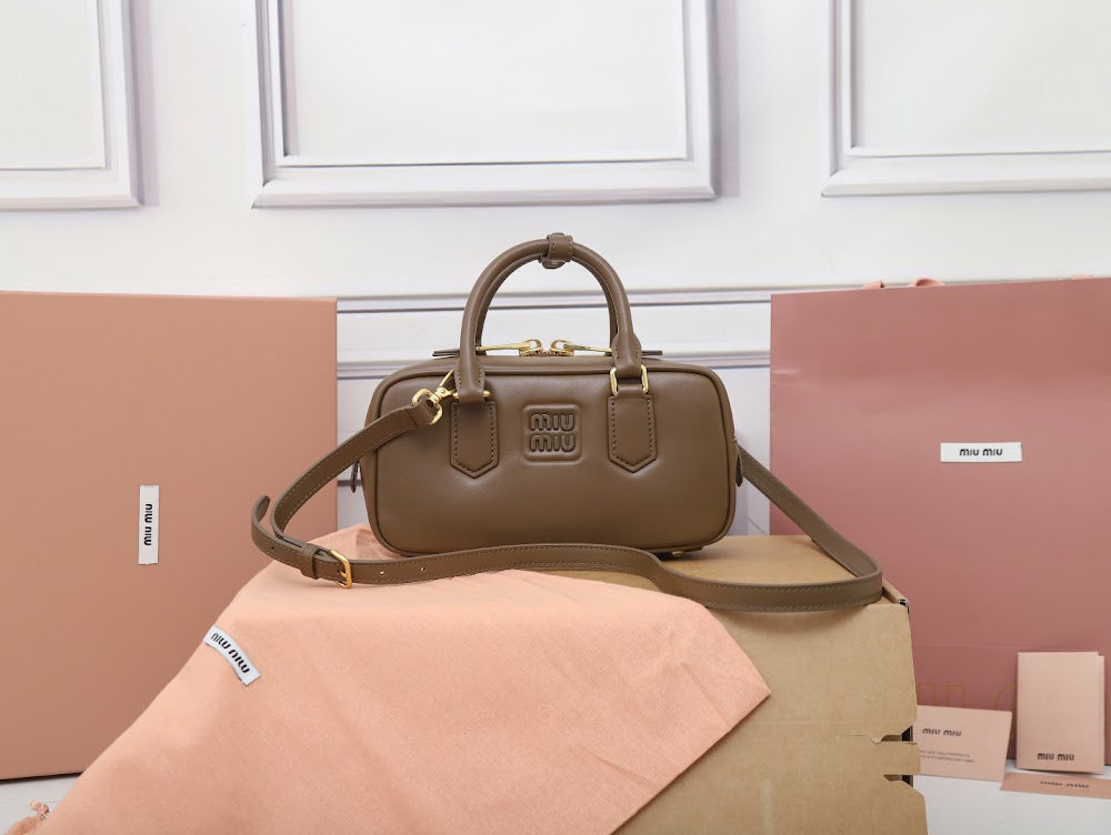 Dragons Bags Miun Miun Luxury Bag --123437