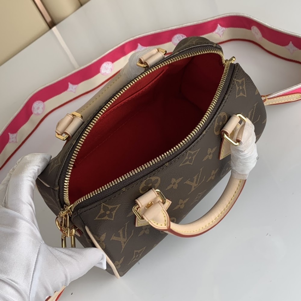 Dragons Bags ln Luxury Bag --58624