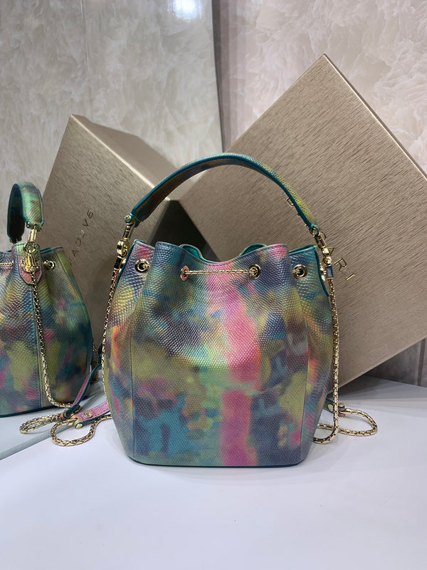 Dragons Bags Detail