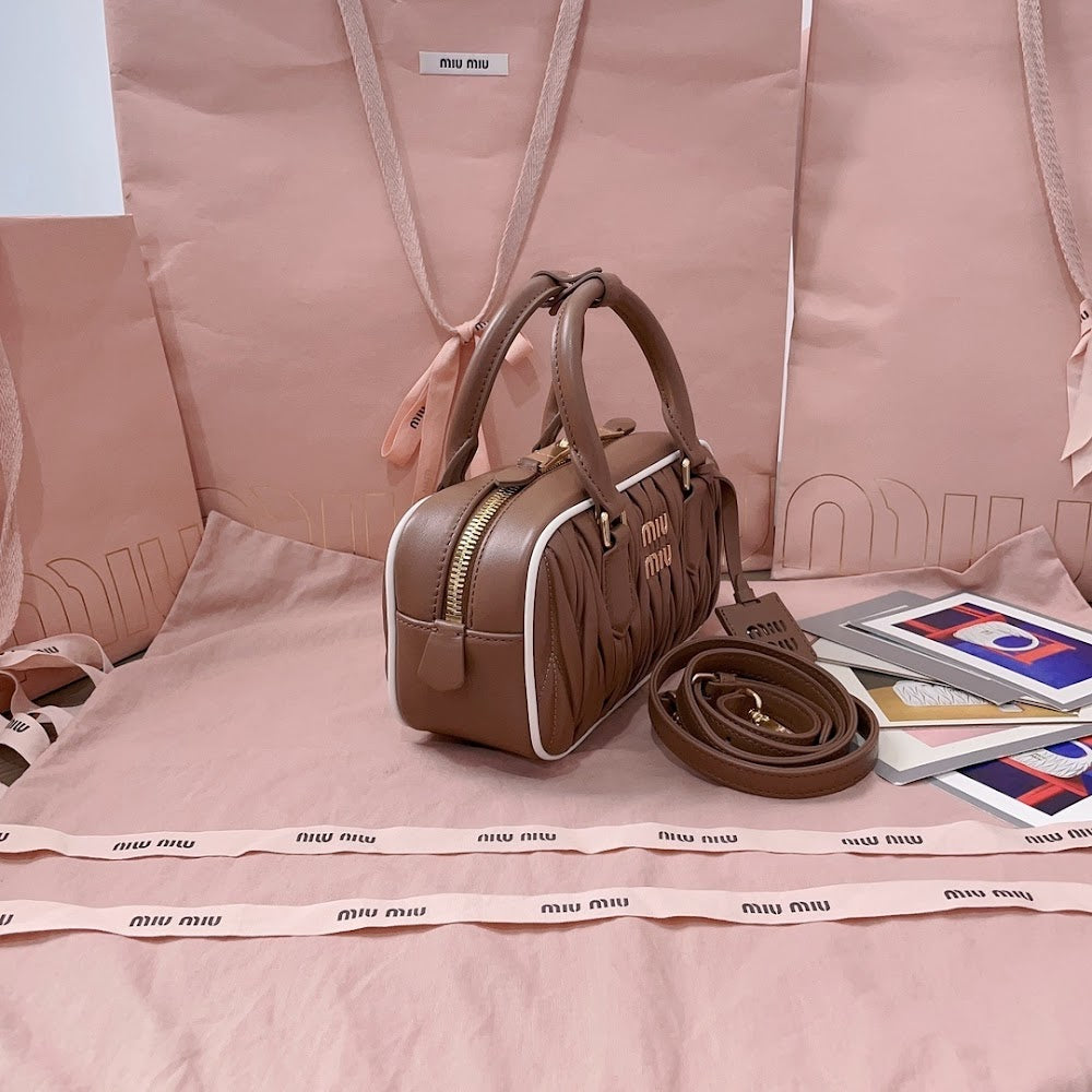 Dragons Bags Miun Miun Luxury Bag --122609