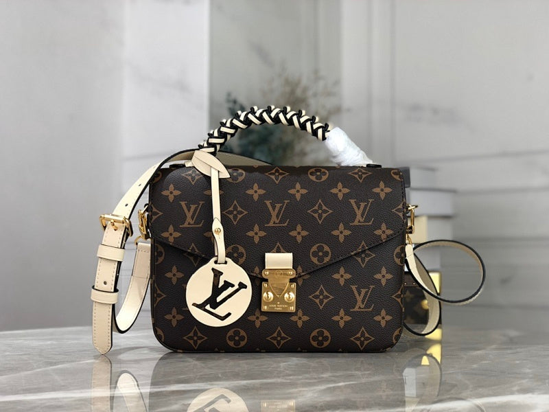 Dragons Bags ln Luxury Bag --66576