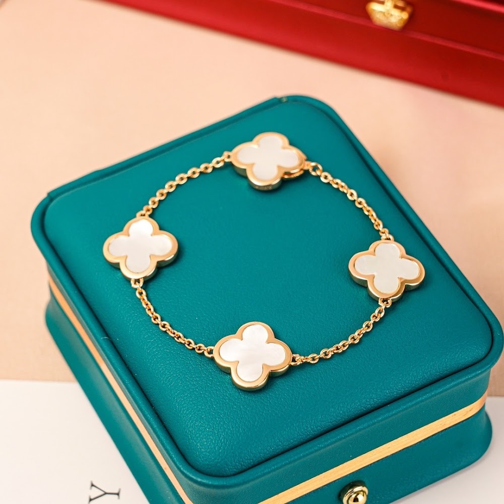 Dragons Bags VCA Luxury Jewelry --51803