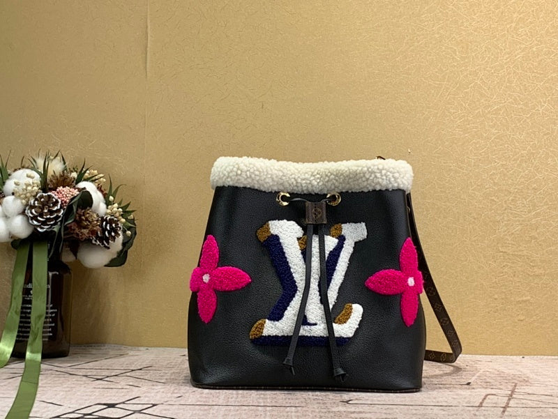 Dragons Bags ln Luxury Bag --59317