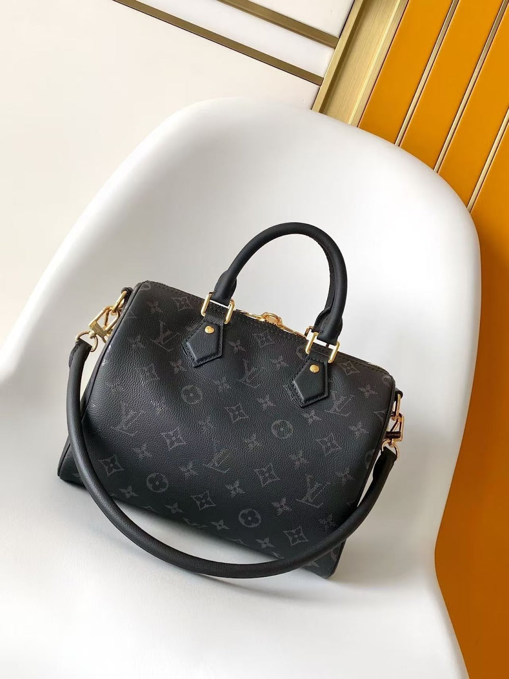 Dragons Bags ln Luxury Bag --81865