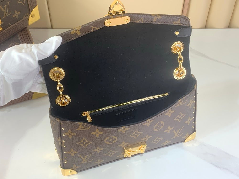 Dragons Bags ln Luxury Bag --69910