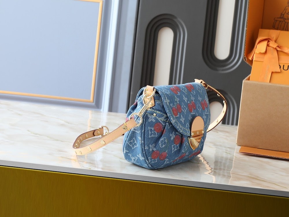 Dragons Bags ln Luxury Bag --76982