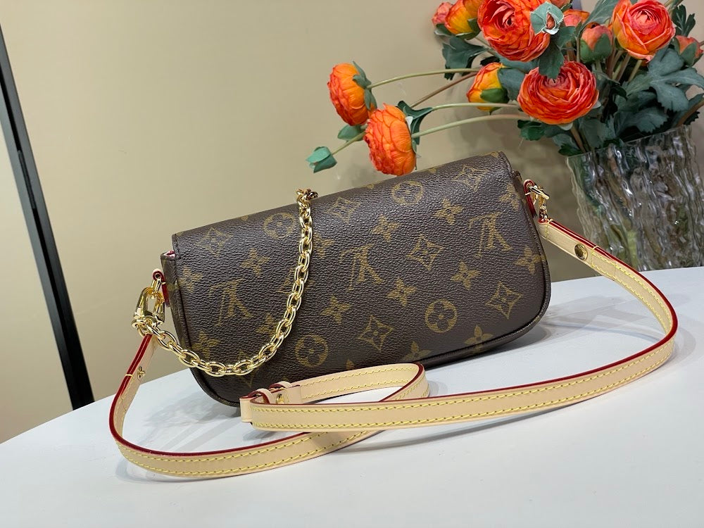 Dragons Bags ln Luxury Bag --95568