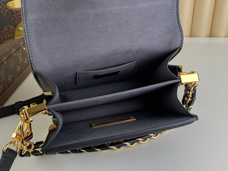 Dragons Bags ln Luxury Bag --68125