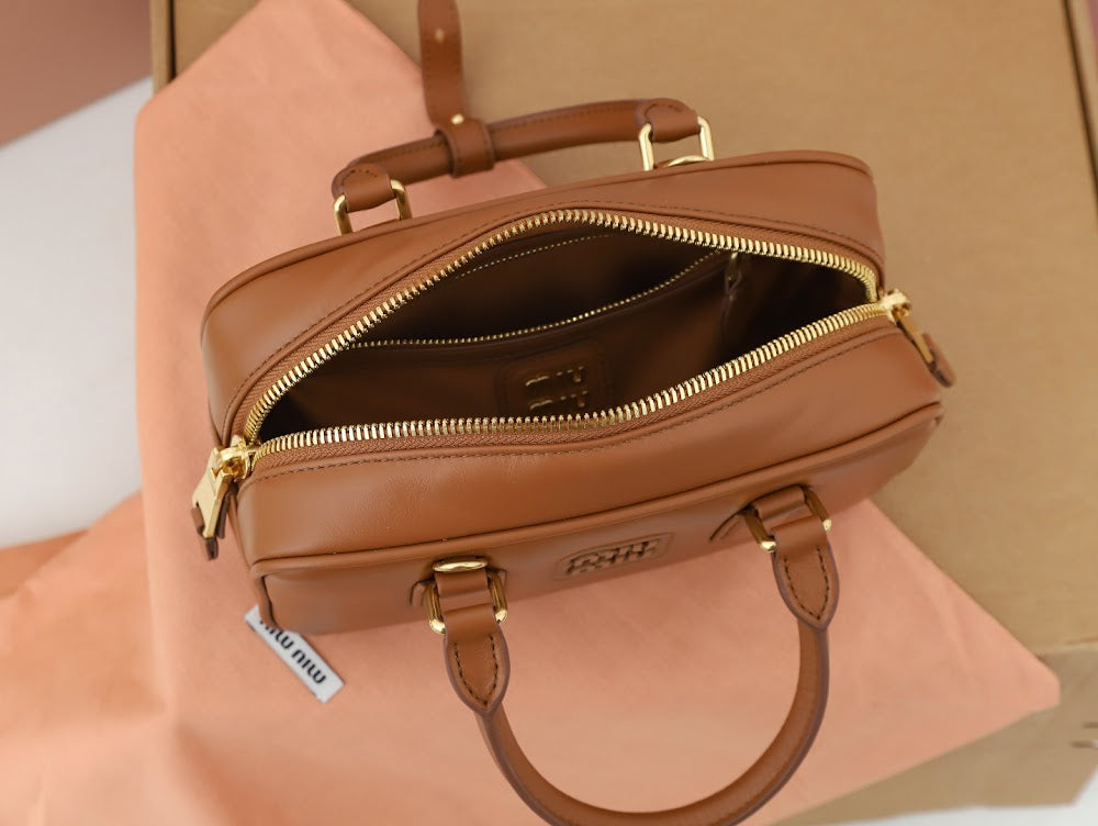 Dragons Bags Miun Miun Luxury Bag --123438