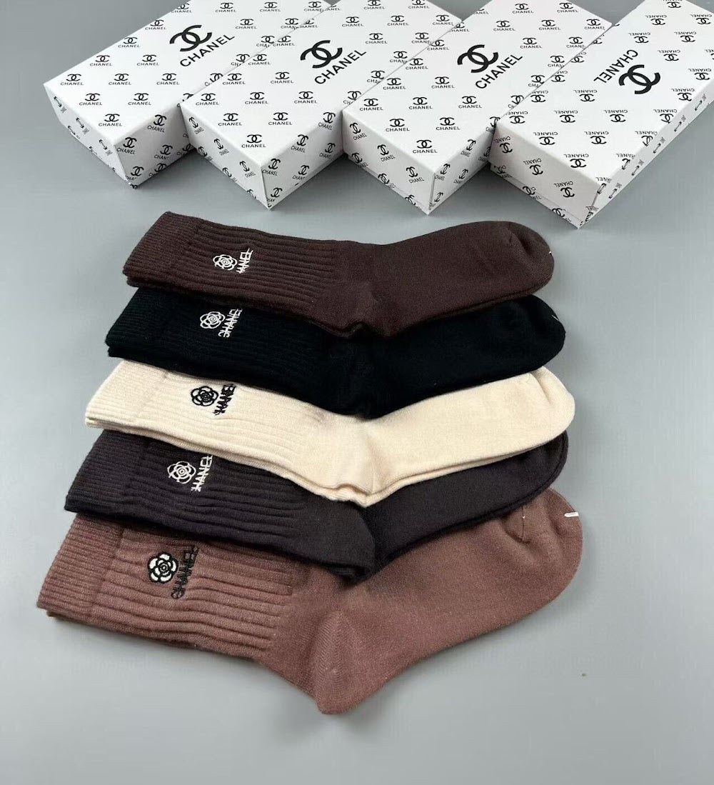 Dragons Bags Premium Luxury Socks --98048