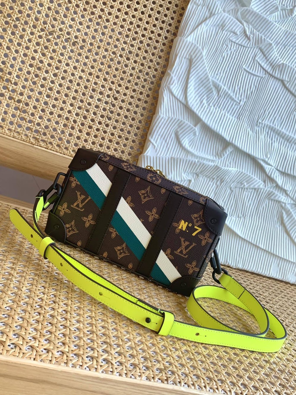 Dragons Bags ln Luxury Bag --60919