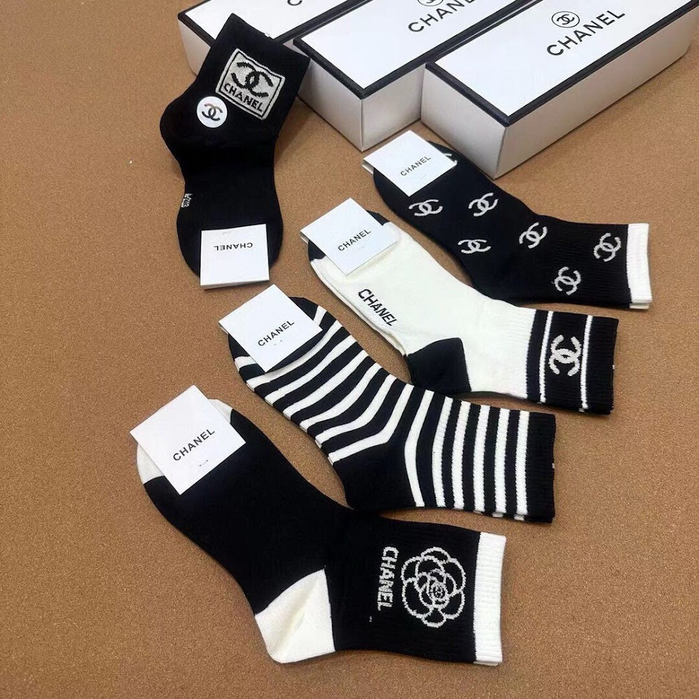 Dragons Bags Premium Luxury Socks --98645