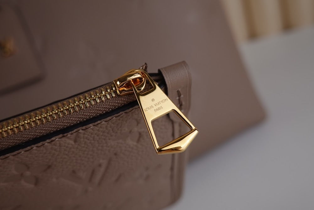 Dragons Bags ln Luxury Bag --61303