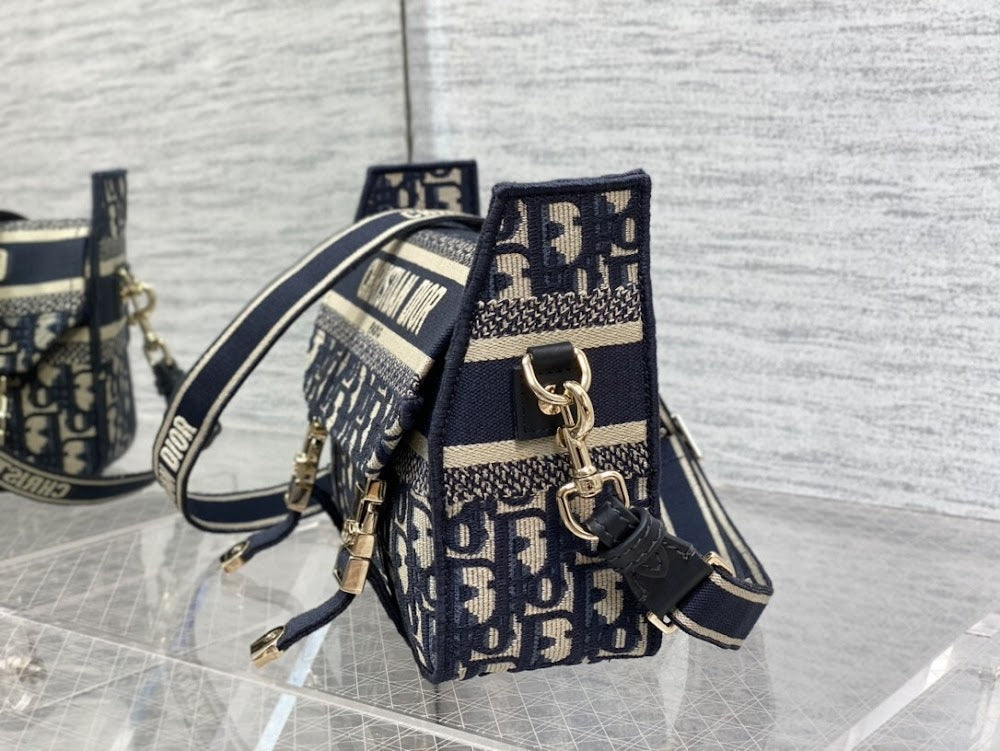 Dragons BagsDiorn Luxury Bag --115979
