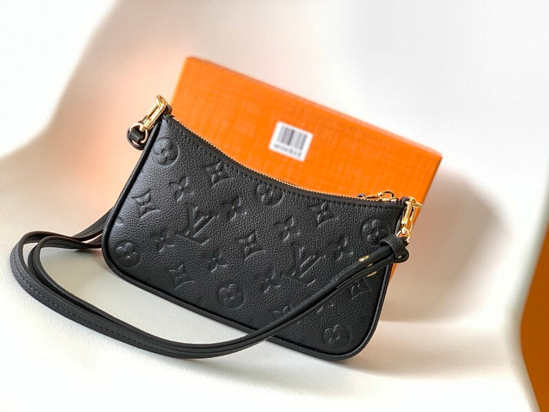 Dragons Bags ln Luxury Bag --81420