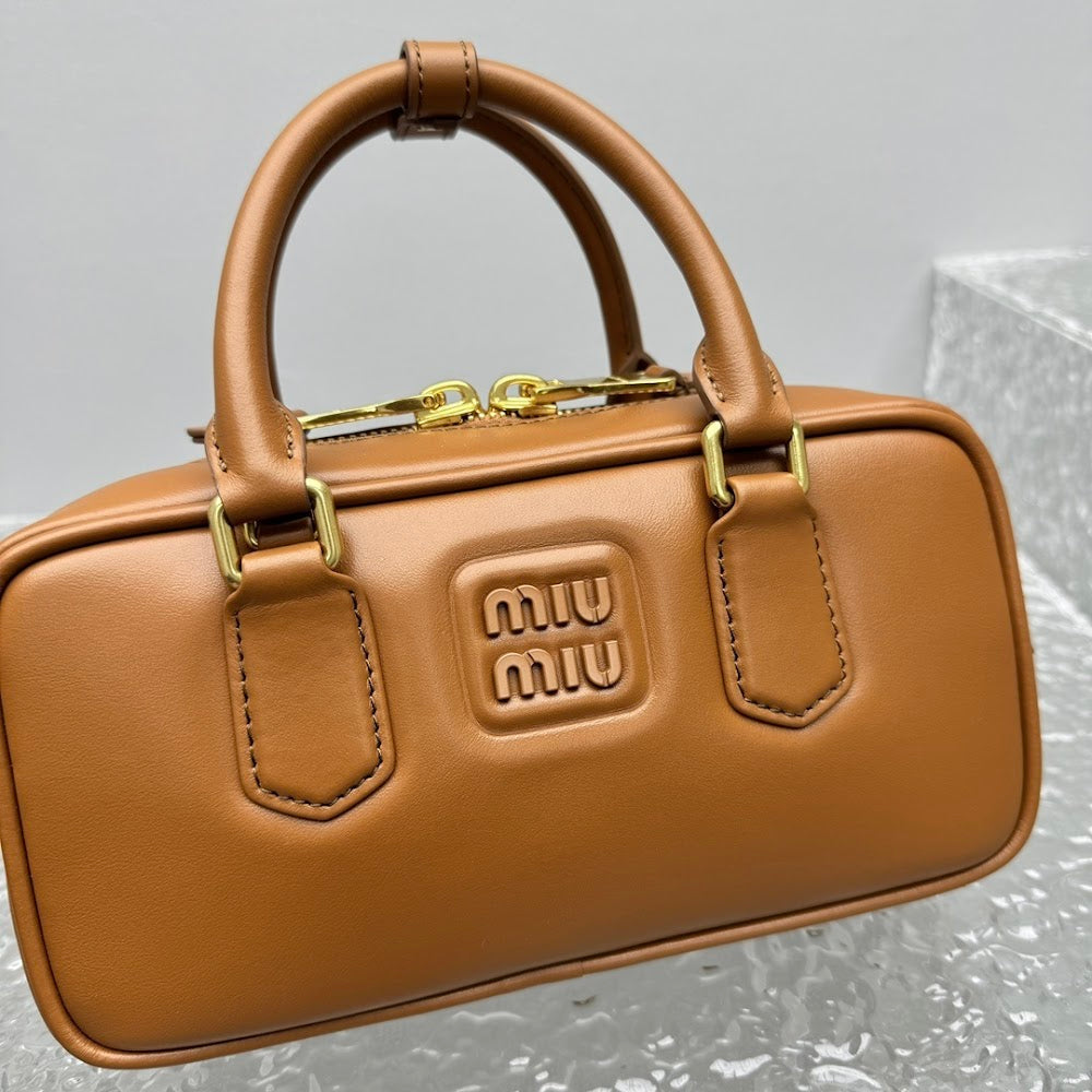 Dragons Bags Miun Miun Luxury Bag --123461