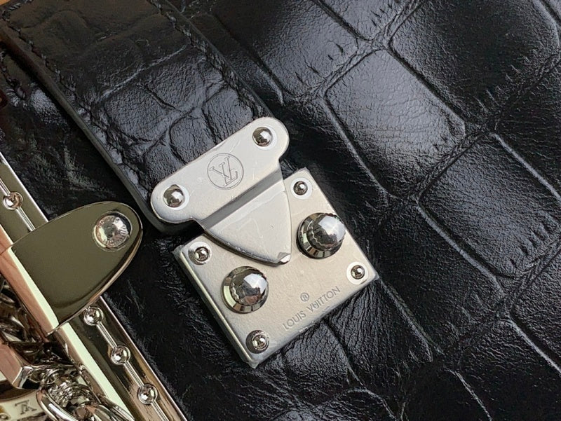 Dragons Bags ln Luxury Bag --62416