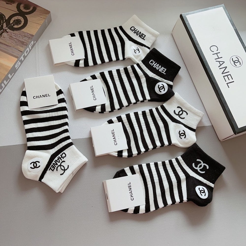 Dragons Bags Premium Luxury Socks --97720
