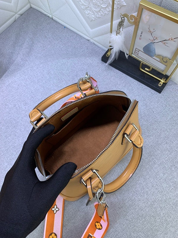 Dragons Bags ln Luxury Bag --78523