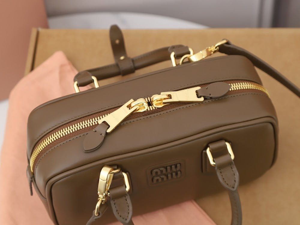 Dragons Bags Miun Miun Luxury Bag --123190