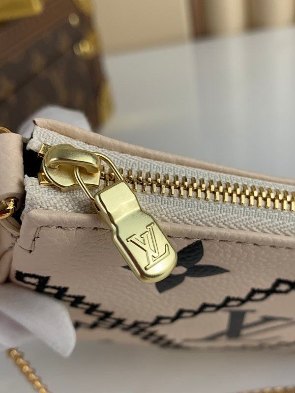 Dragons Bags ln Luxury Bag --67157