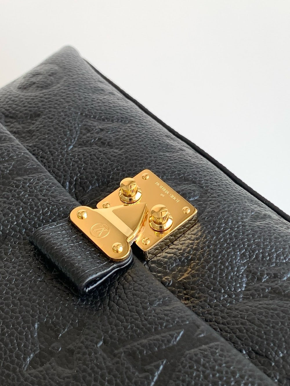 Dragons Bags LVn Luxury Bag --80396