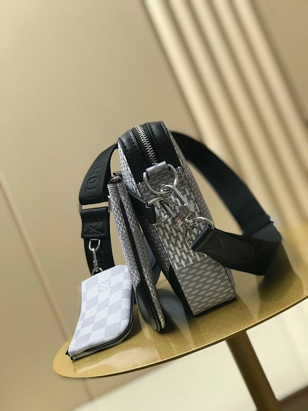 Dragons Bags ln Luxury Bag --67235