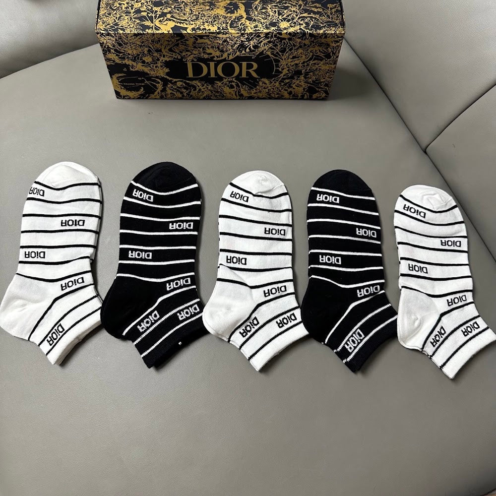 Dragons Bags Premium Luxury Socks --98401