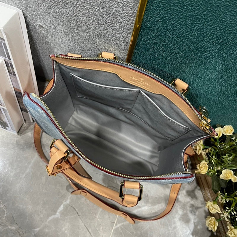 Dragons Bags ln Luxury Bag --78646