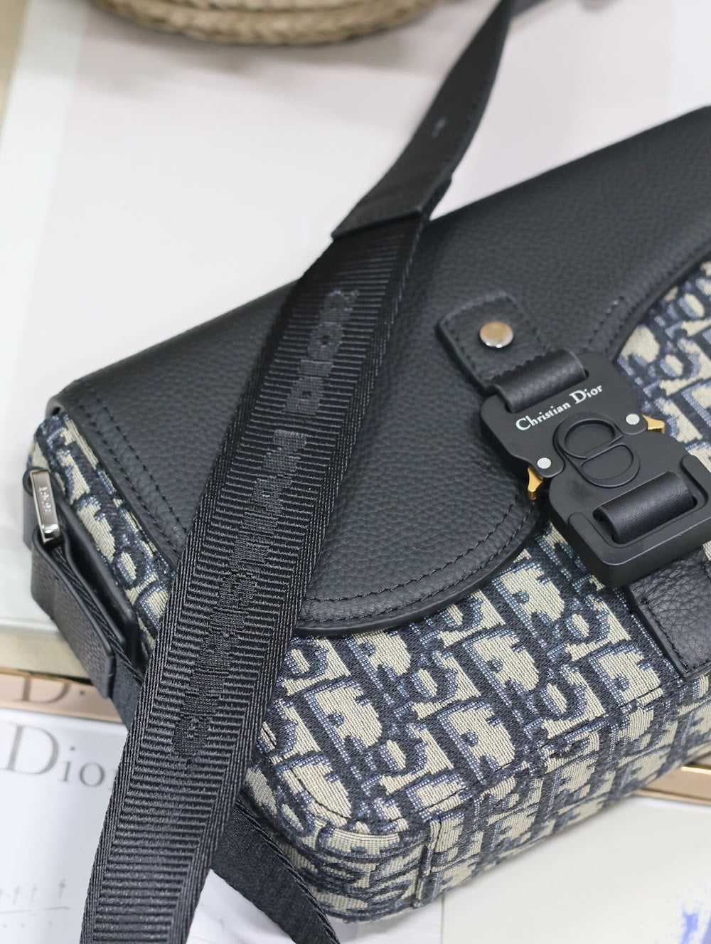 Dragons BagsDiorn Luxury Bag --115485