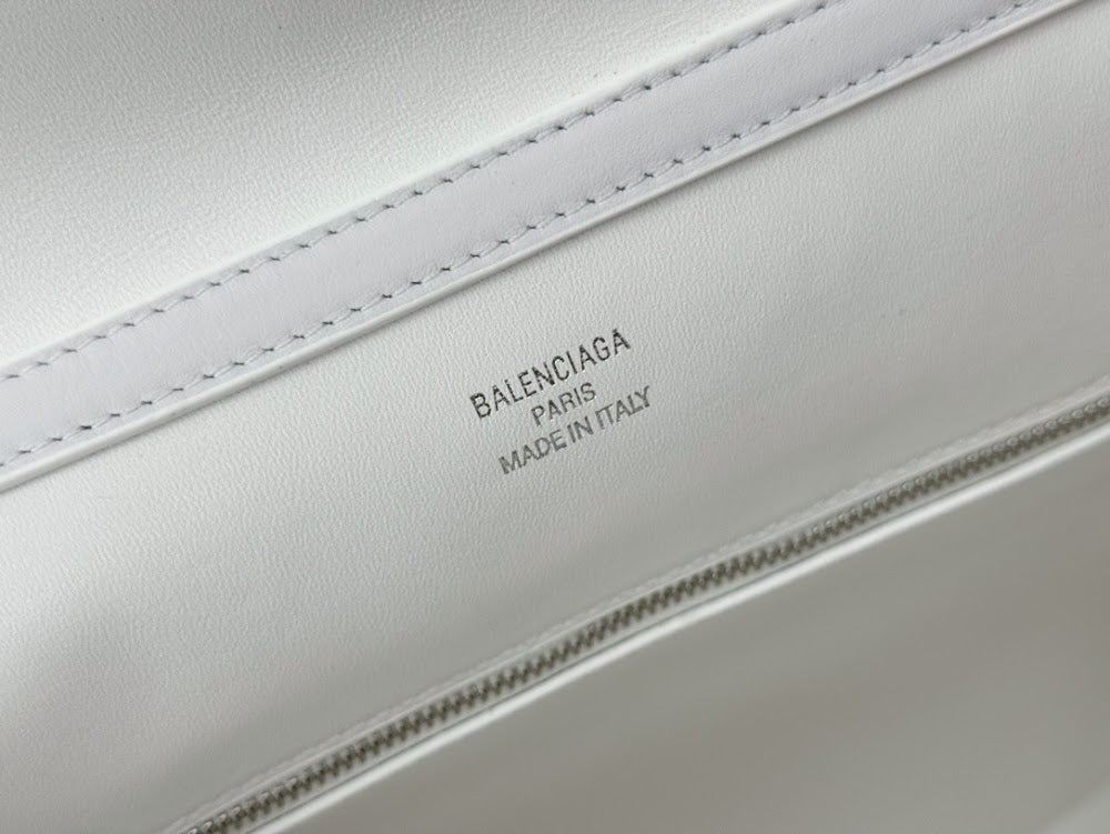 new-luxury-designer-bags-nm10928
