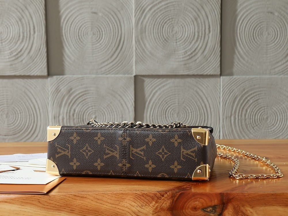 Dragons Bags ln Luxury Bag --97273