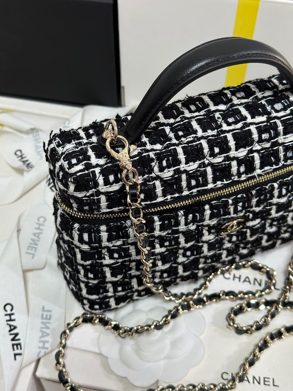 new-luxury-designer-bags-nm9606